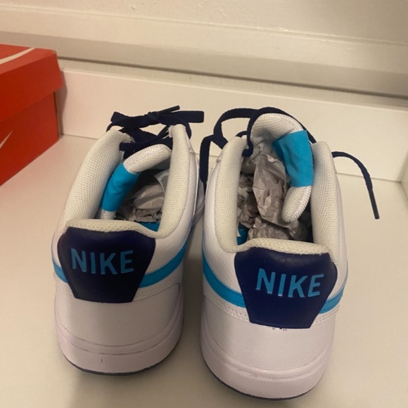 Nike Shoes Size 12 - Picture 3 of 12